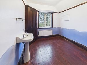 Bedroom- click for photo gallery